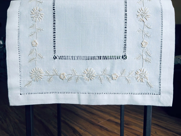 Hand Drawn Thread Hand Embroidered Placemats Linen